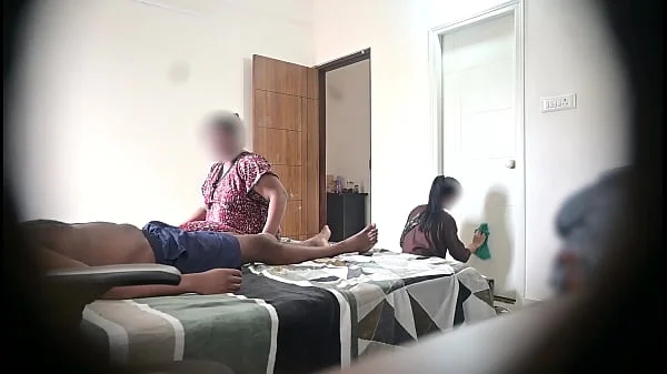 Flashing dick infront of two maids when taking massage